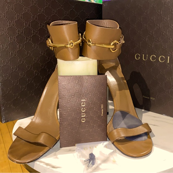 Gucci Brown Sandal - Picture 1 of 4